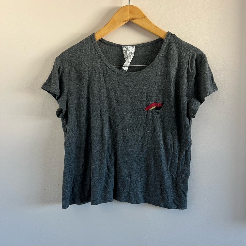 Sadie & Sage Gray Sushi Patch Tee – Size Medium